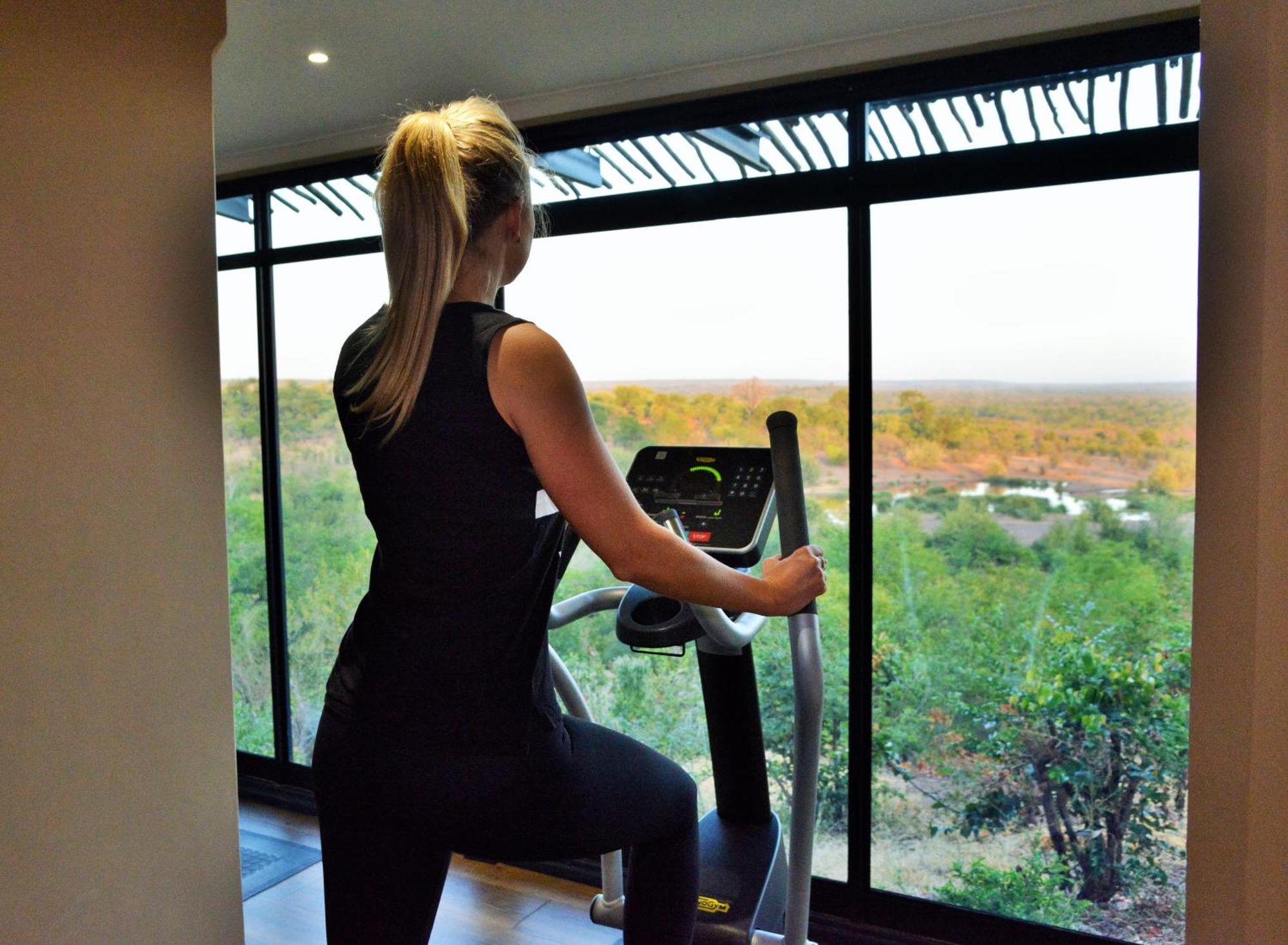 Victoria Falls Safari Lodge Bagian luar foto