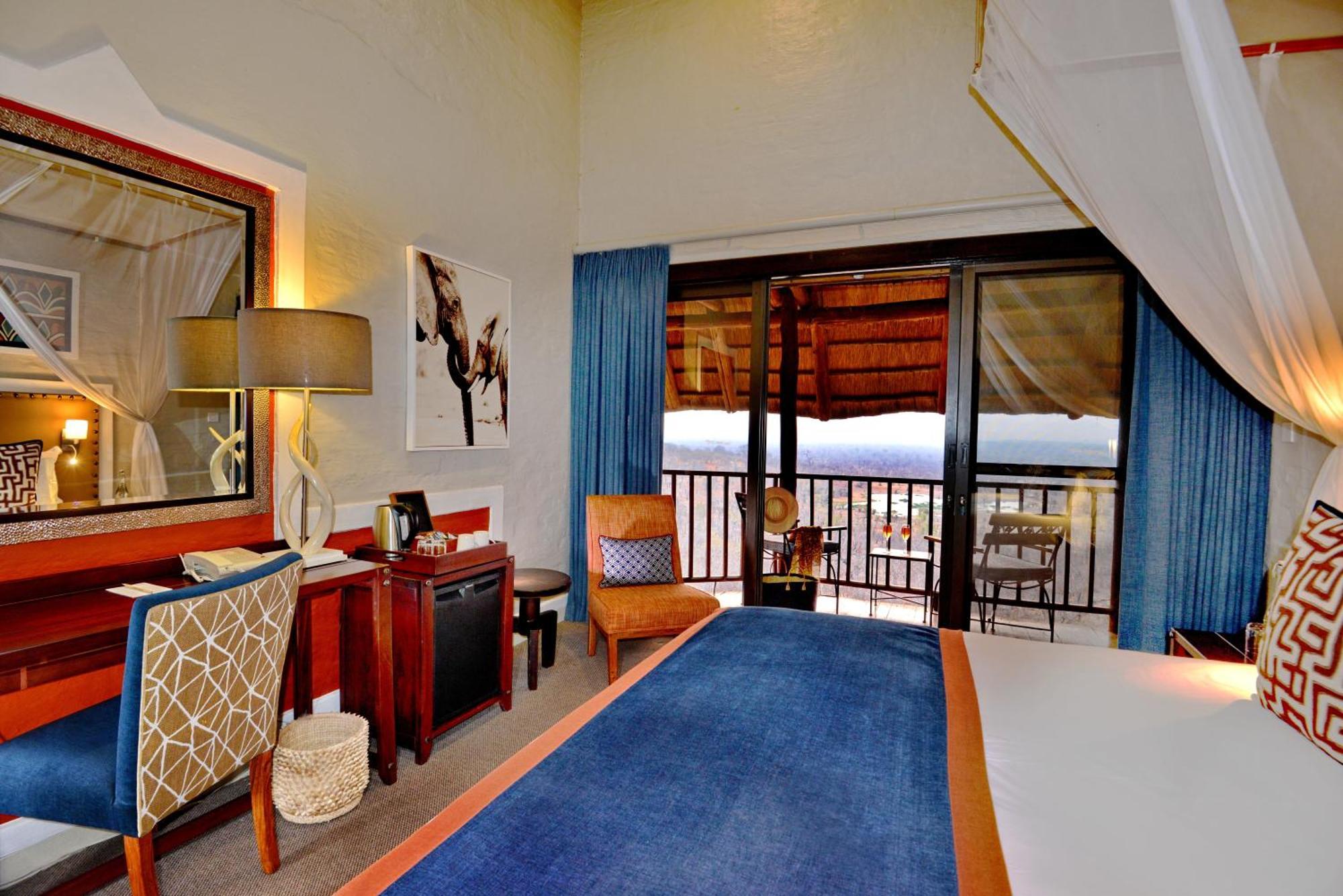 Victoria Falls Safari Lodge Bagian luar foto