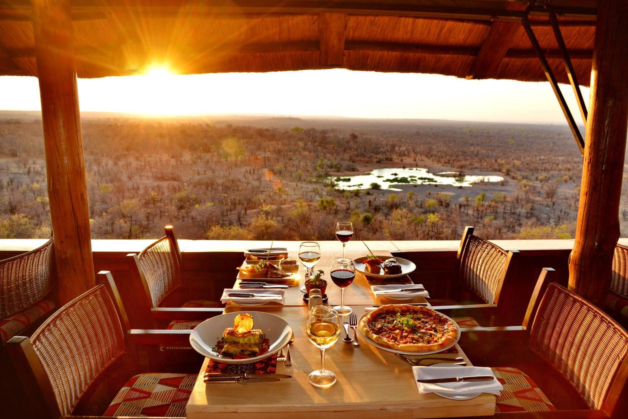 Victoria Falls Safari Lodge Bagian luar foto